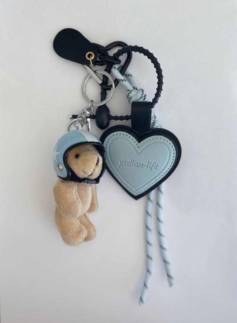 Bijou de Sac OURS CASQUE MOTO – Image 2