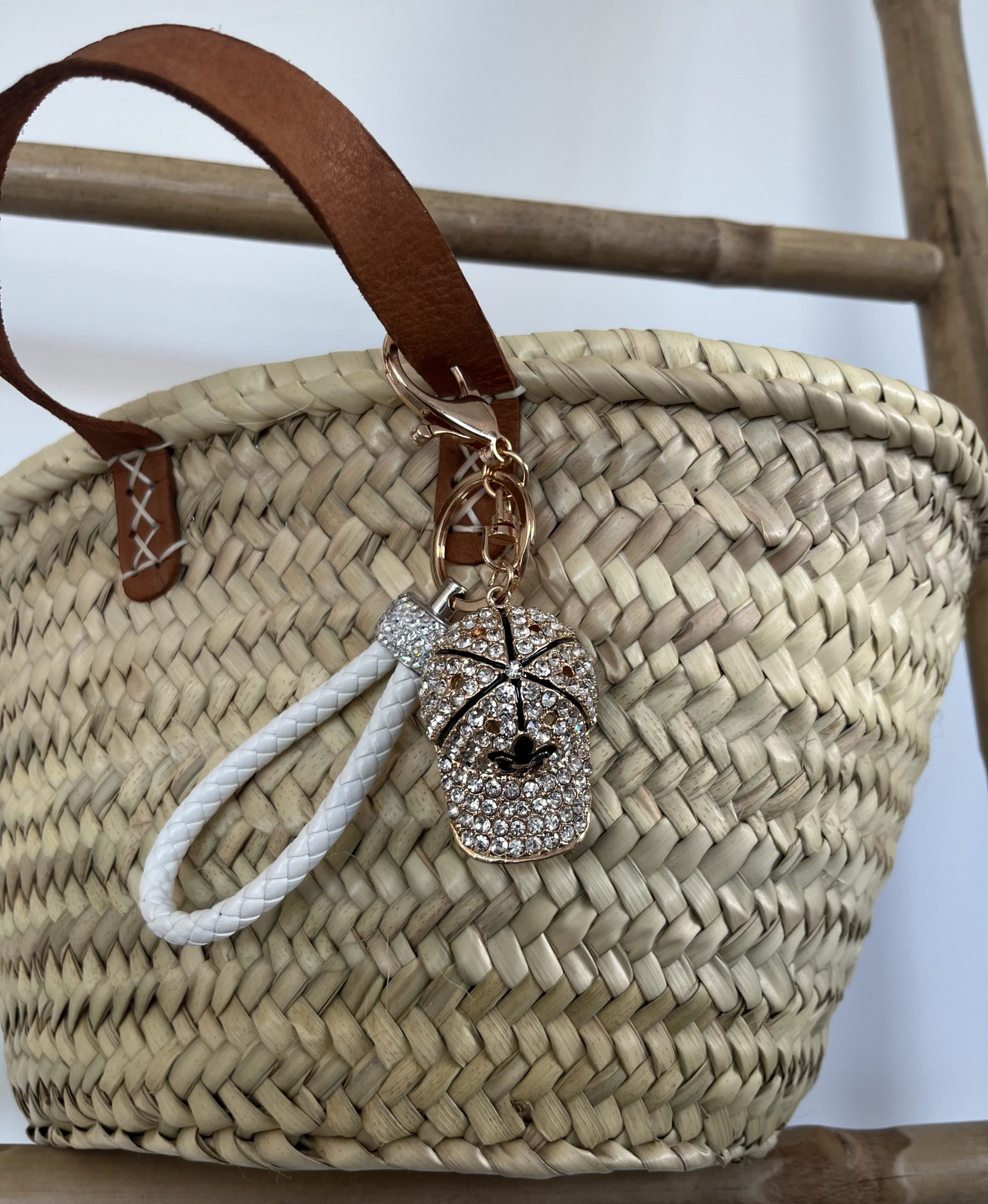 Bijou de Sac CASQUETTE – Image 2