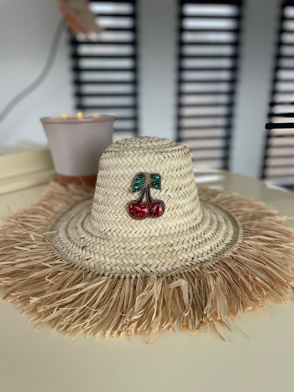Chapeau à franges CERISE PERLES