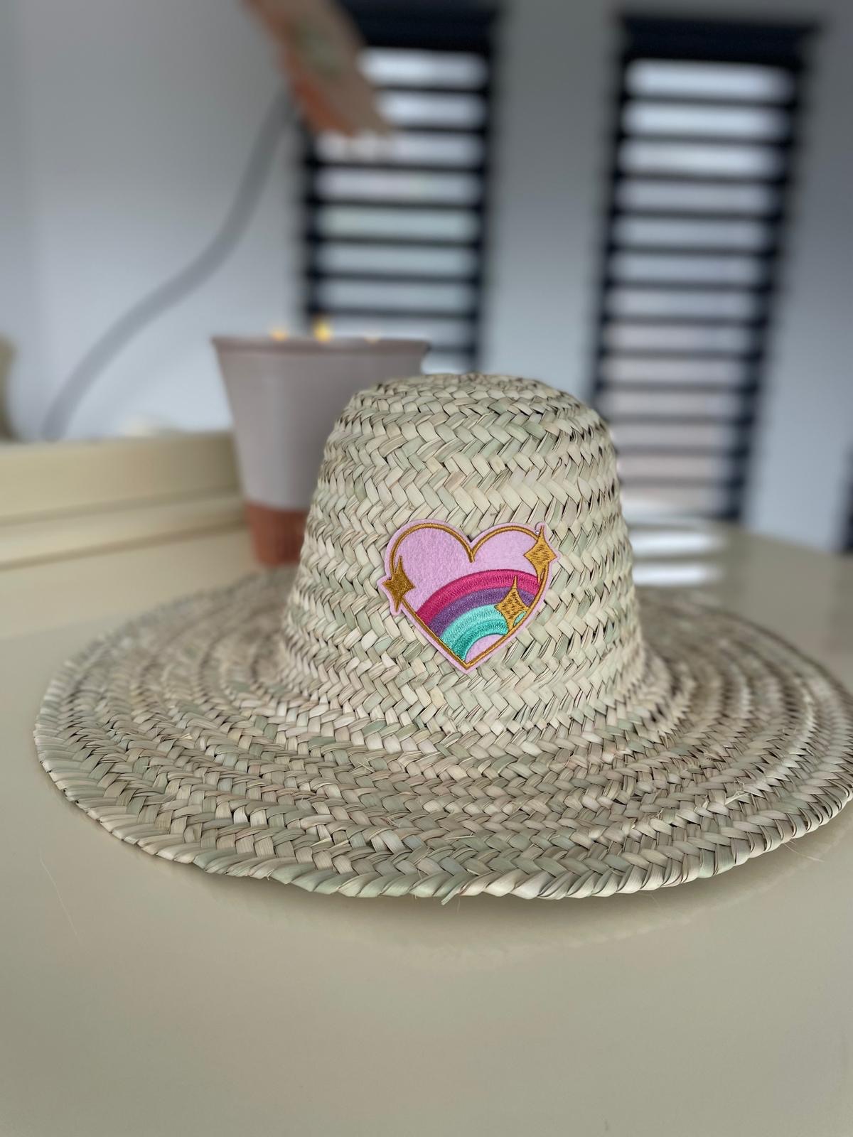 Chapeau COEUR ARC EN CIEL